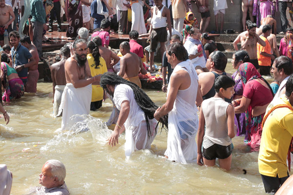 India: Staying Healthy at “The Biggest Gathering on Earth”