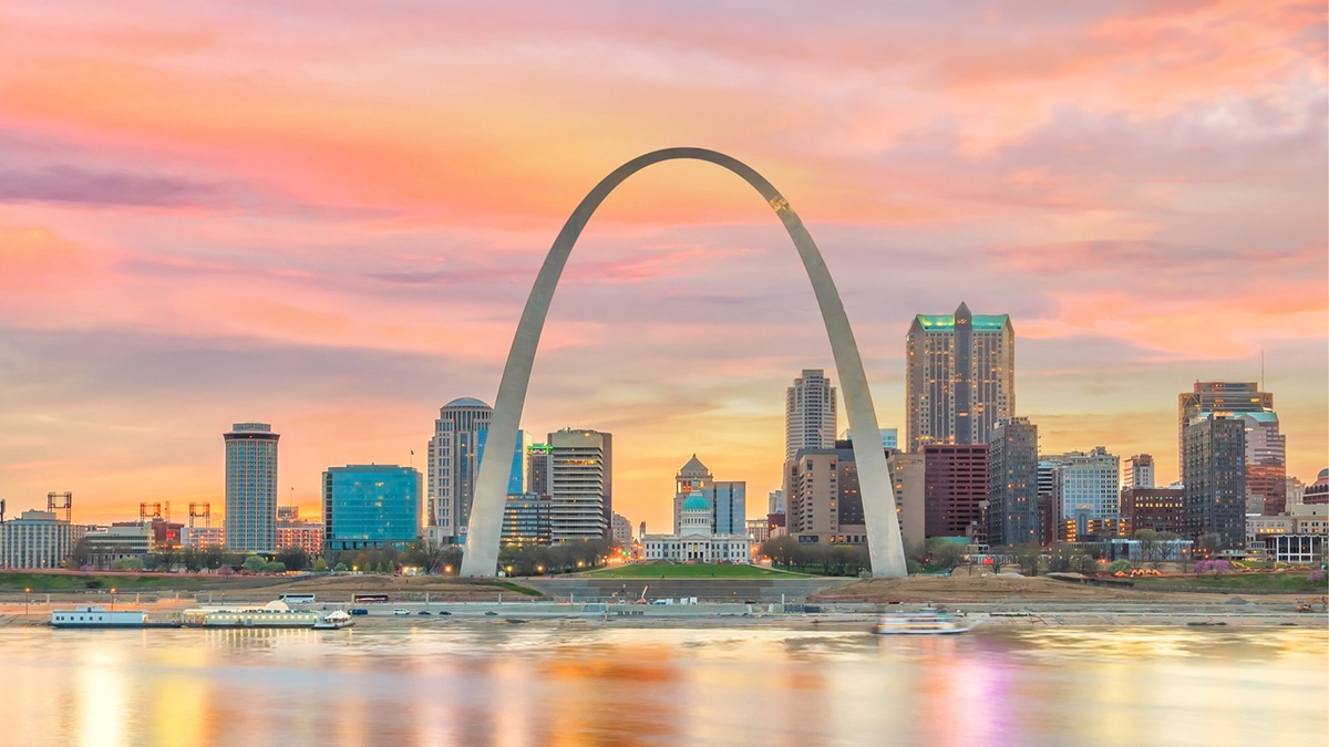 Skyline of a city in Missouri