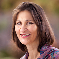 Dr. Amy J Khan